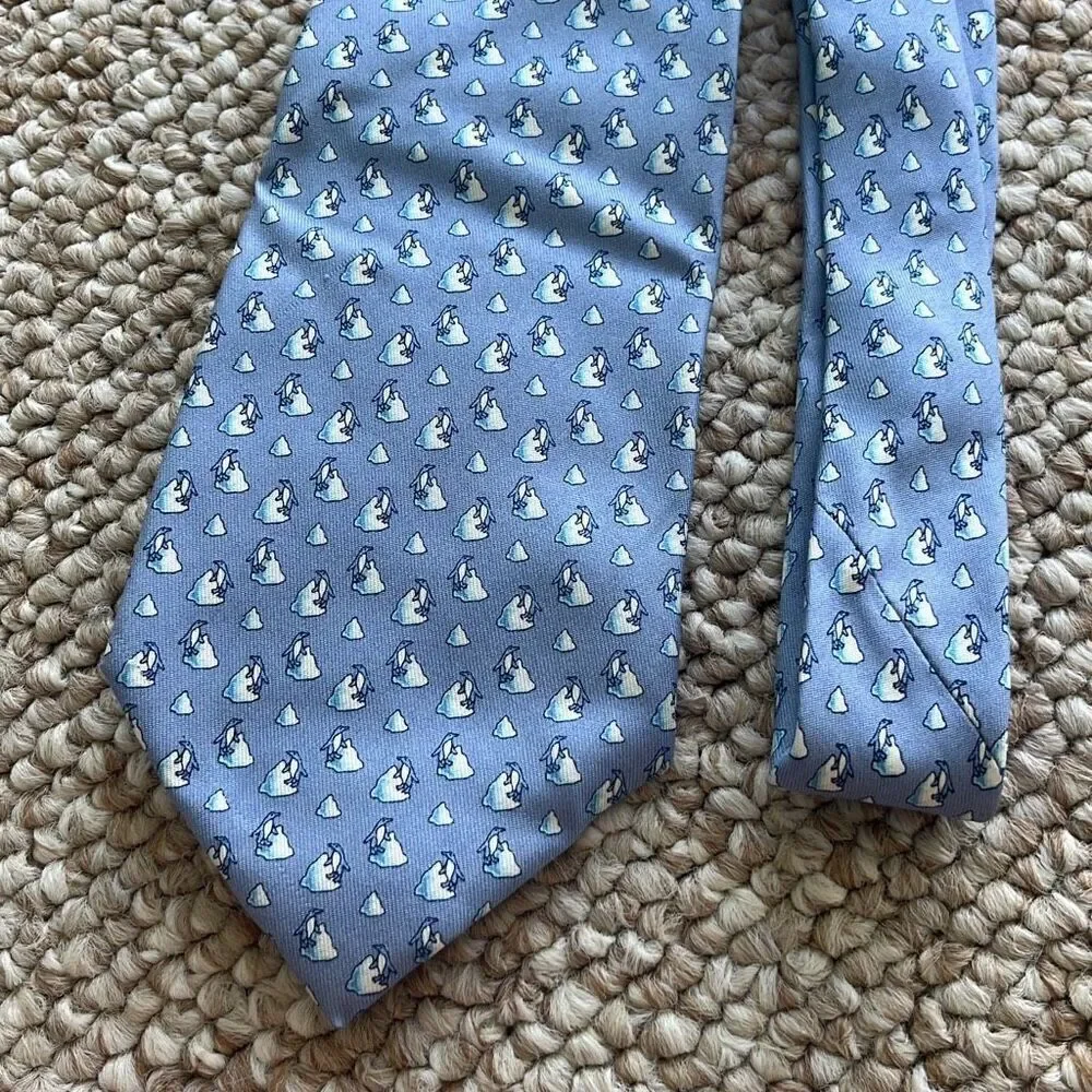 Vineyard Vines Custom Collection Necktie Blue Neck Tie Silk Penguin on an iceber